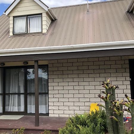 West Lake One Bedroom Accommodation Christchurch Buitenkant foto