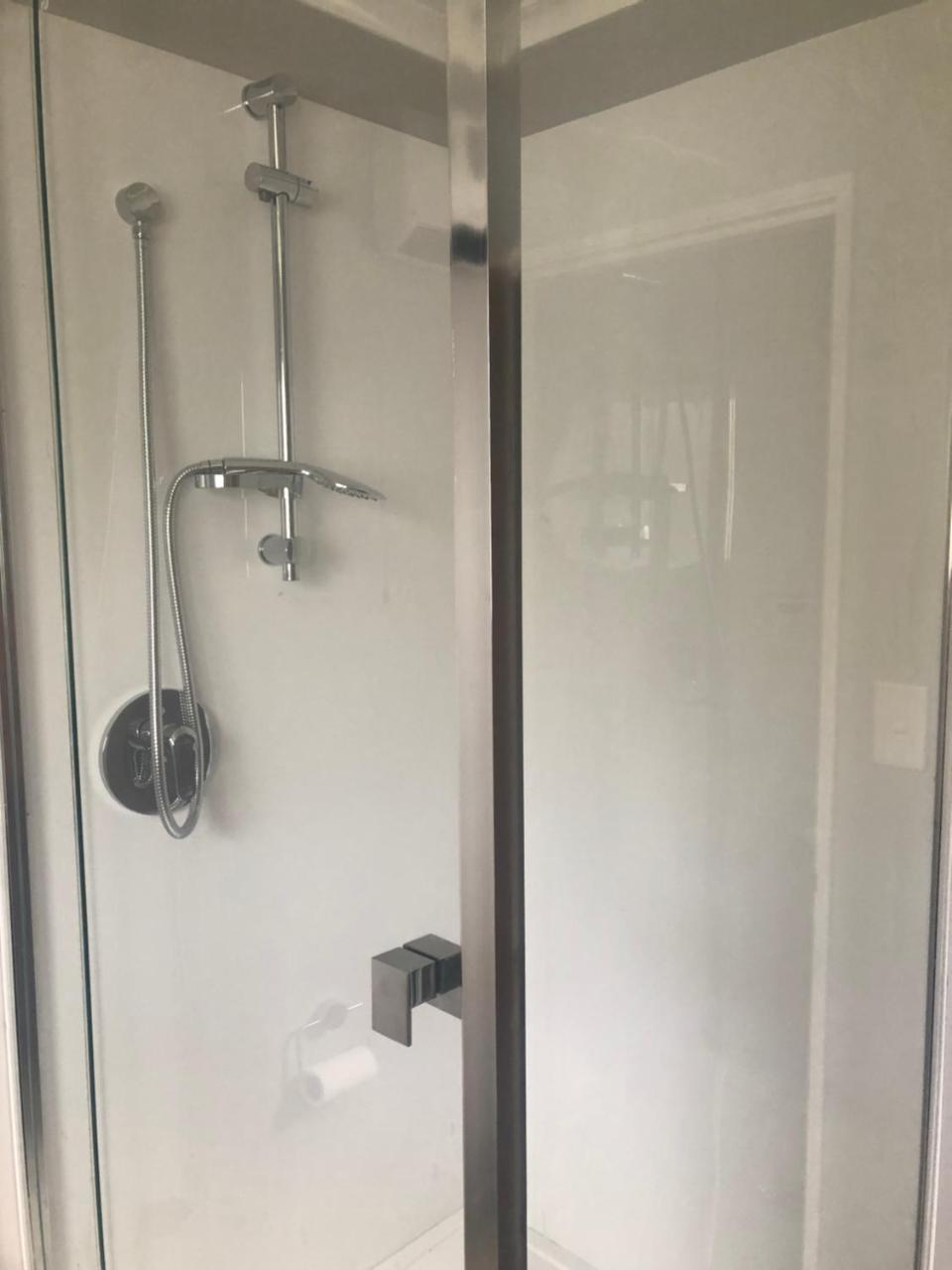West Lake One Bedroom Accommodation Christchurch Buitenkant foto
